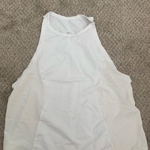Super cute Nike workout top
